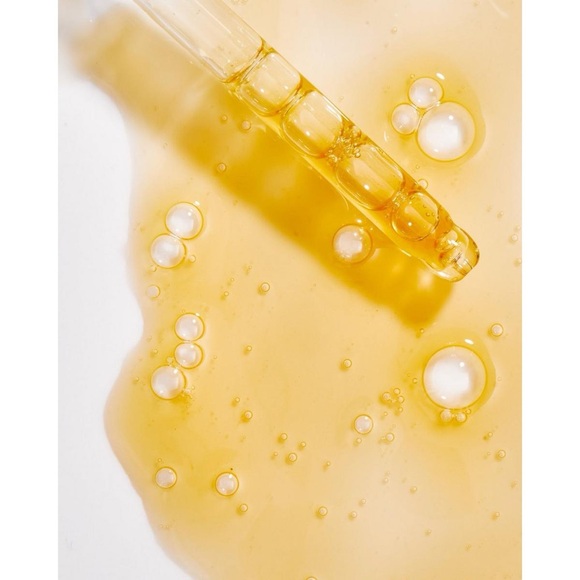 TAN-LUXE “THE BODY” Illuminating Self-Tan Drops! - Picture 2 of 5